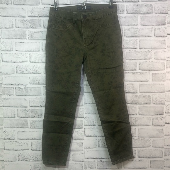 Rock & Republic Kashmiere Crop Jeans 6 - Picture 1 of 10